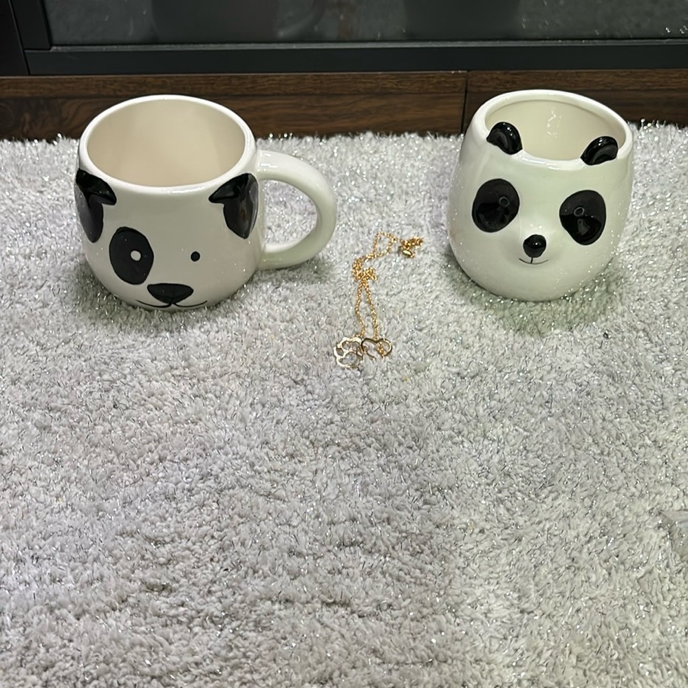 Dog and panda coffee mug set!